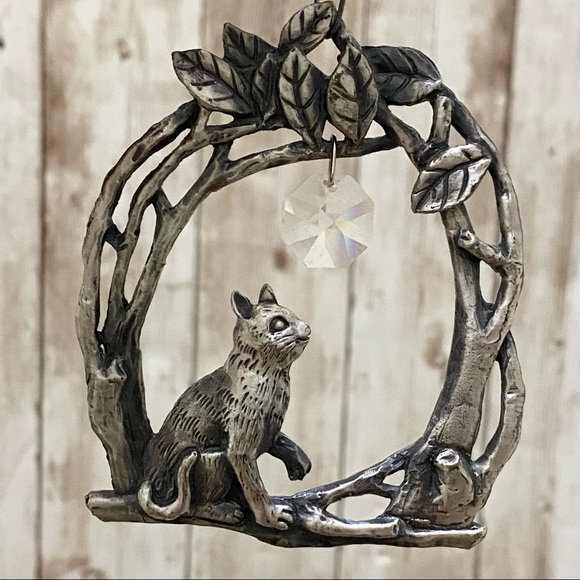 Vintage Pewter Cat catching Crystal Christmas Ornament - Picture 6 of 13